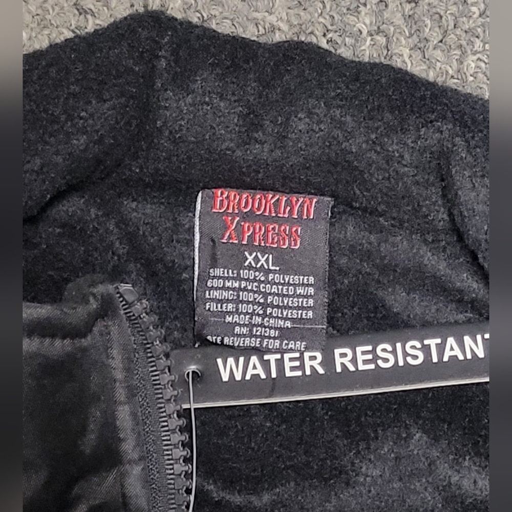 MENS XXL WINTER VEST - Picture 3 of 4